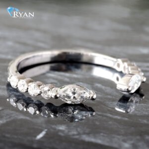 0.43CTW LAB Marquise & Round single Prong Open Face Band