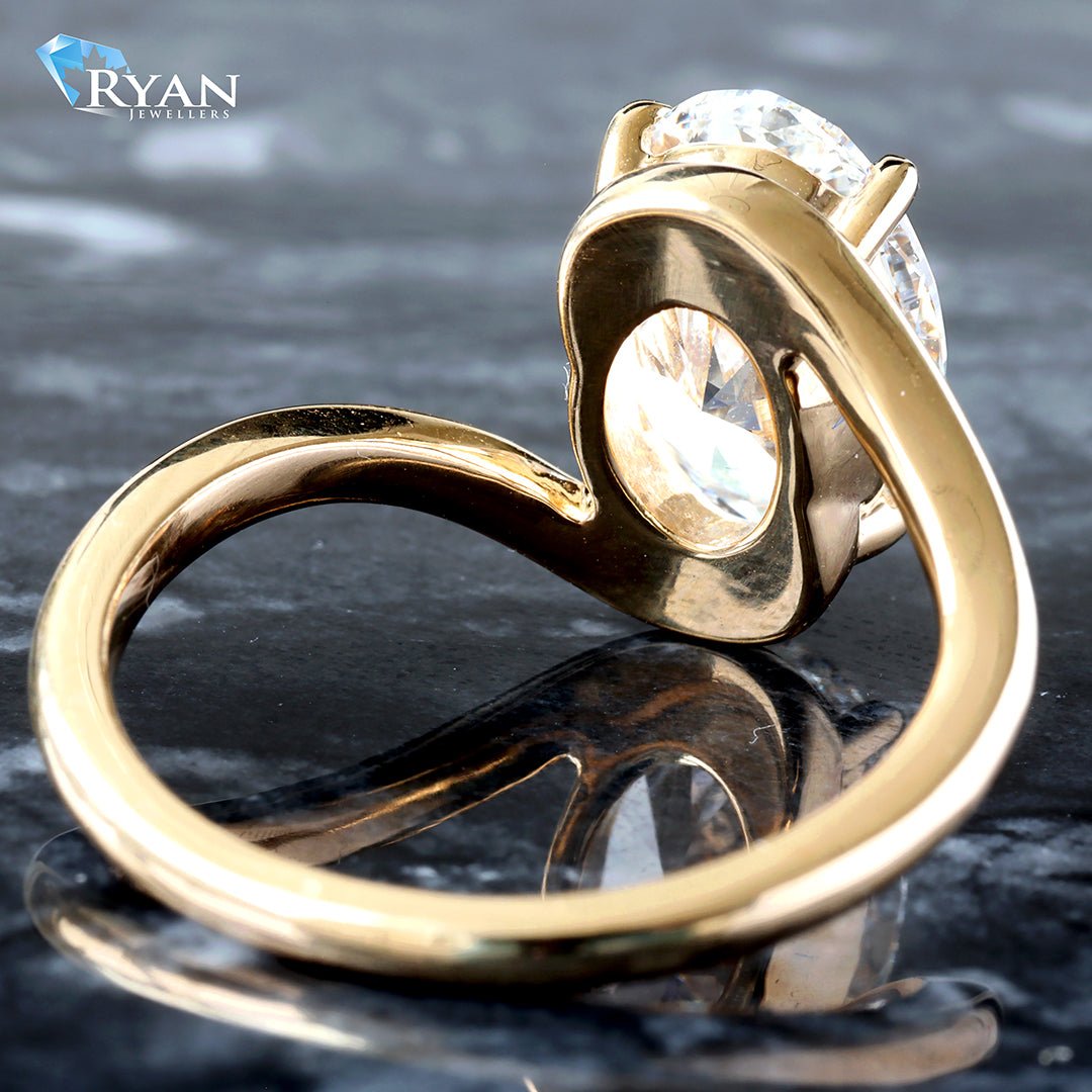 3.01ct Oval Solitaire with High Polished Wave Shaped Ring - Image 4